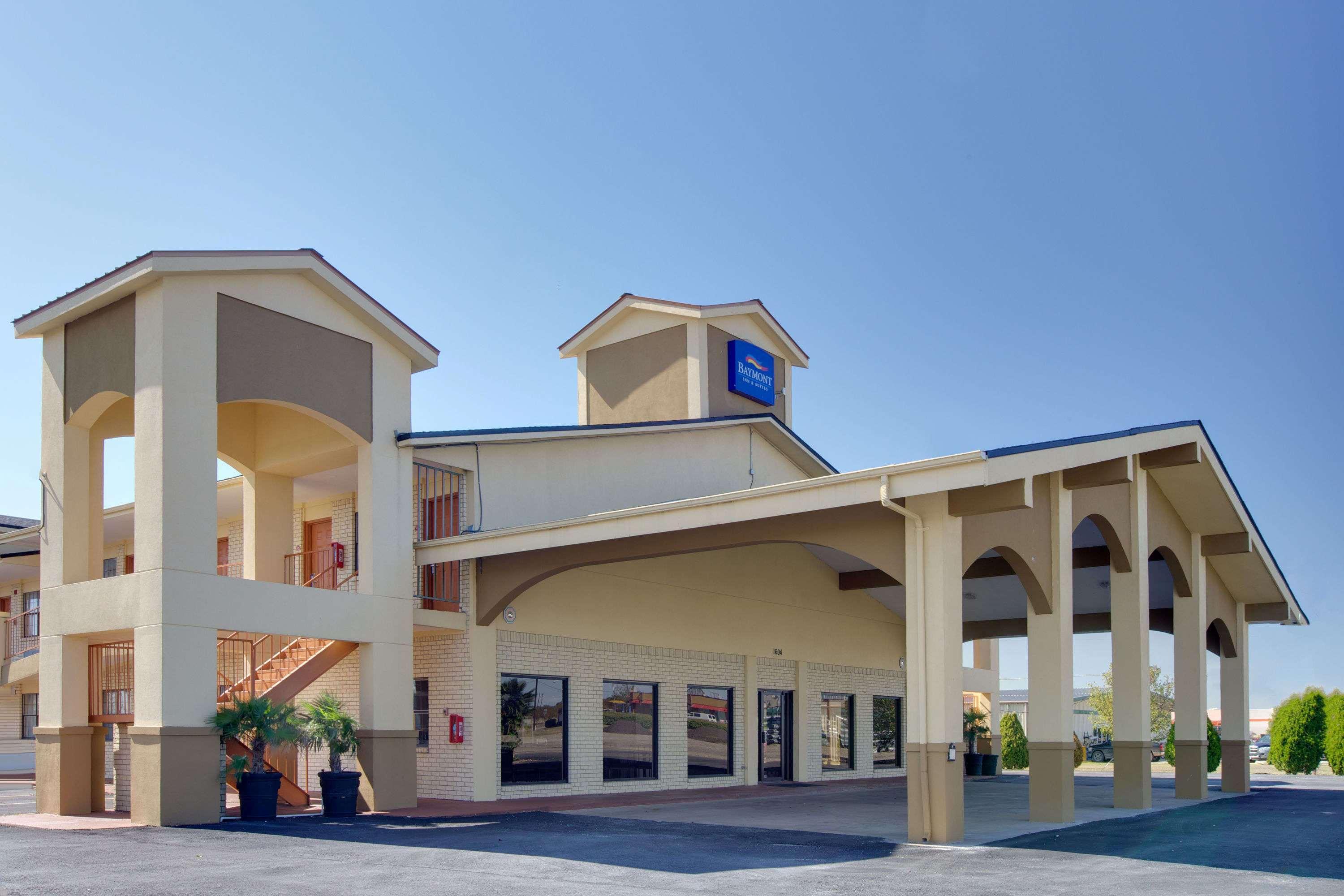 Baymont By Wyndham Hotel Terrell
