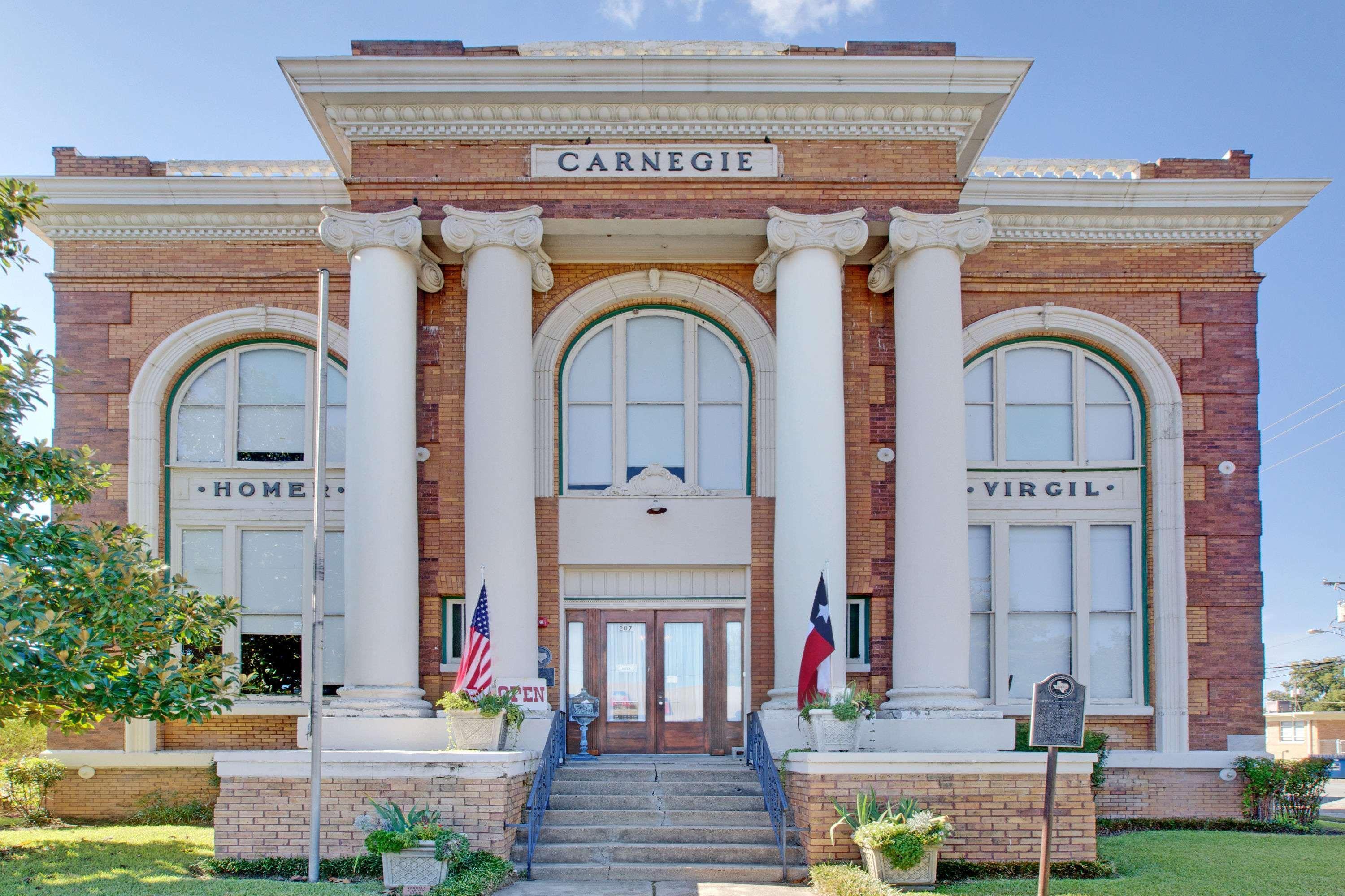 Hotel Baymont By Wyndham Terrell