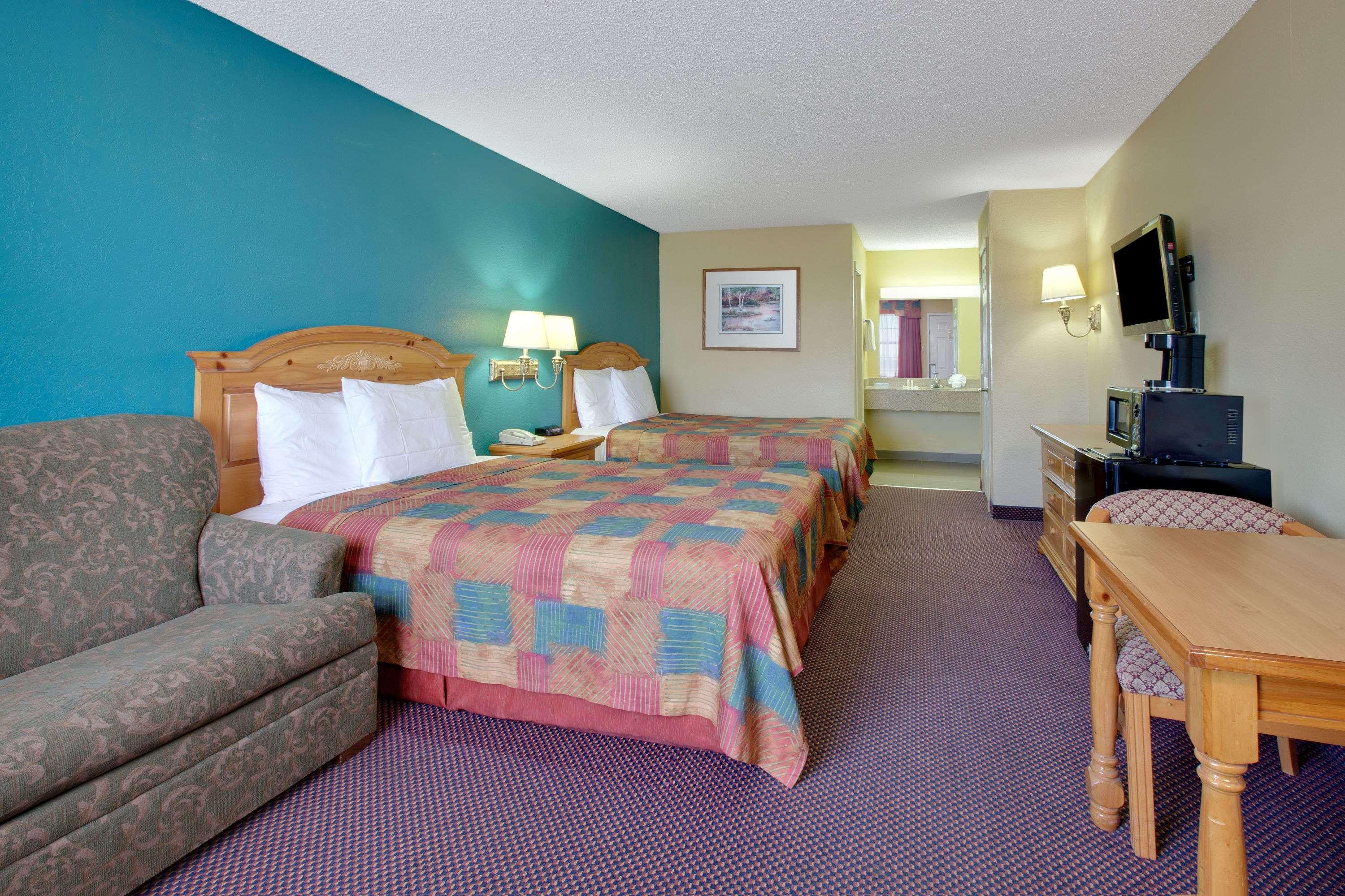 Baymont By Wyndham 2* Terrell